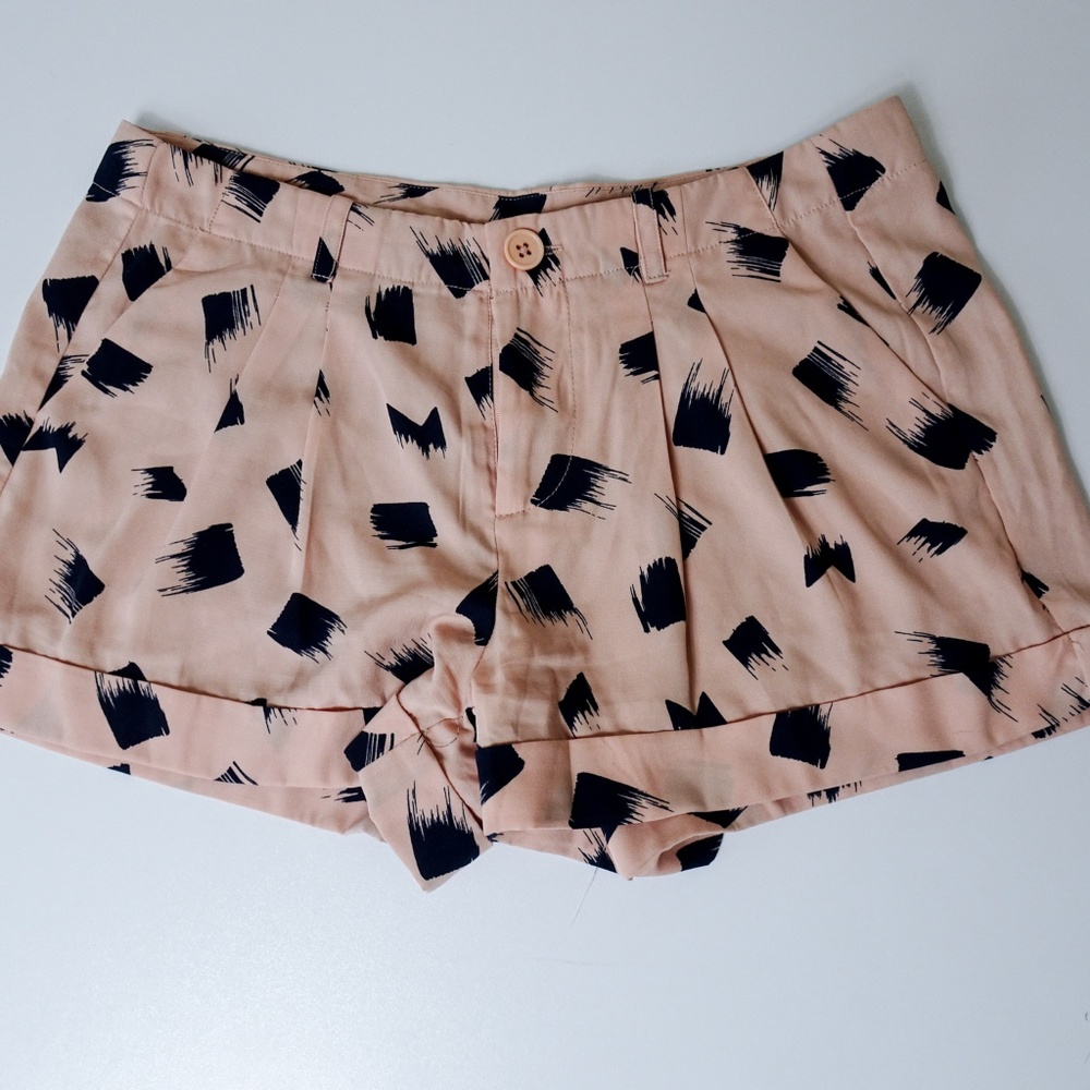 Sz Small Pink and navy shorts